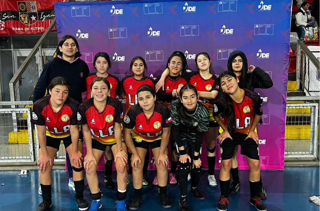 Reconocimiento a nuestro equipo de futsal femenino Sub 14